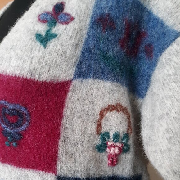 Woolrich Button Up Wool Cardigan Embroidered Granny Sweater Vintage - Picture 7 of 10